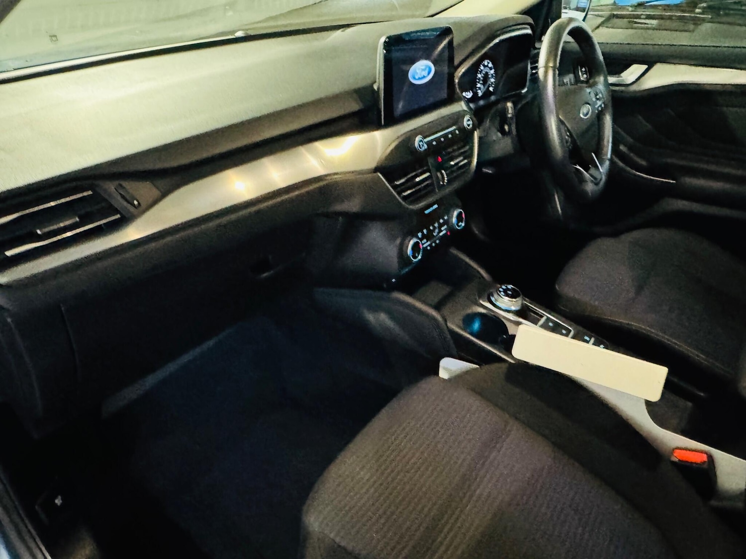 Used Ford Focus 2020 for sale - 76926885: Photo 10