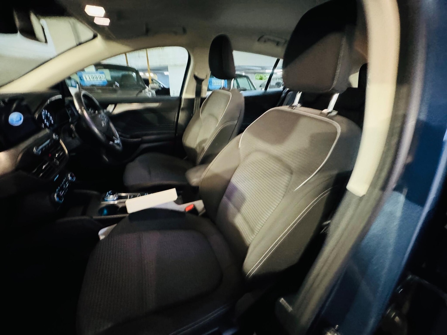 Used Ford Focus 2020 for sale - 76926885: Photo 9