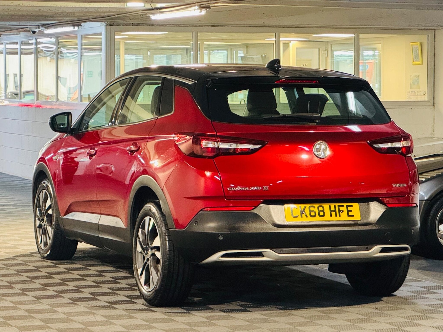 Used Vauxhall Grandland X 2018 for sale - 76855927: Photo 3