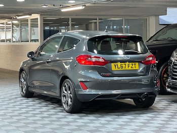 Used Ford Fiesta 2018 for sale - 79224027: Photo