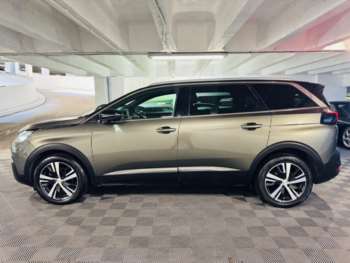 Used Peugeot 5008 2018 for sale - 74921552: Photo