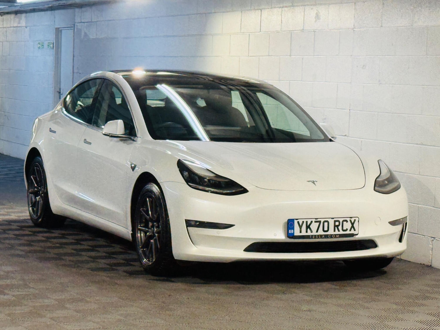 Used Tesla Model 3 2020 for sale - 76513009: Photo 1