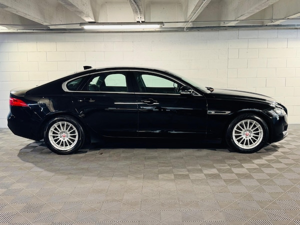 Used Jaguar XF 2017 for sale - 74965758: Photo 5
