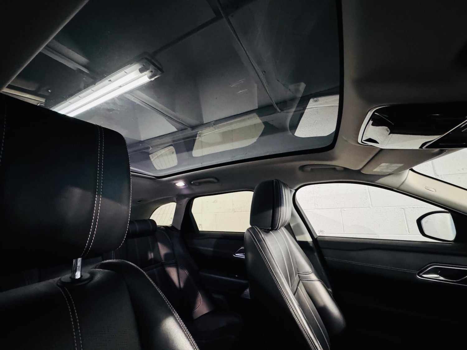 Used Land Rover Range Rover Velar 2018 for sale - 76993026: Photo 14