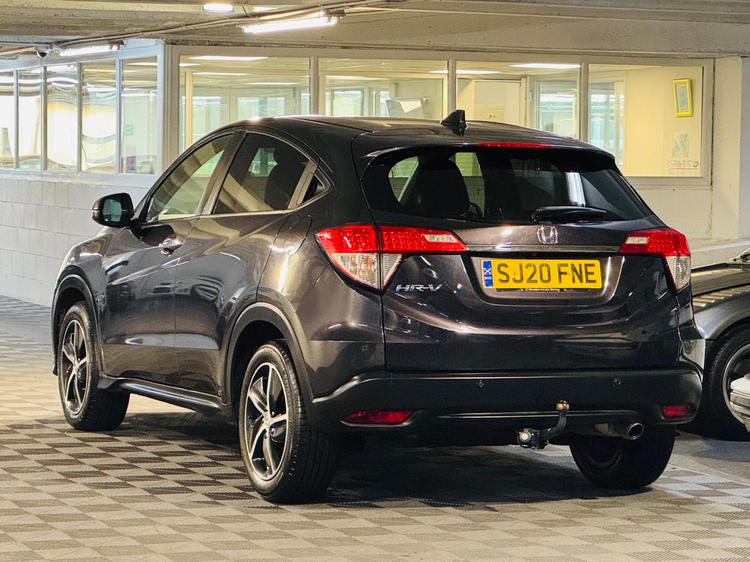 Used Honda HR-V 2020 for sale - 76513325: Photo 3