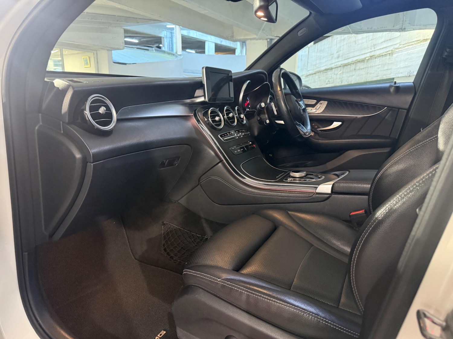 Used Mercedes-Benz GLC 2018 for sale - 76992152: Photo 10