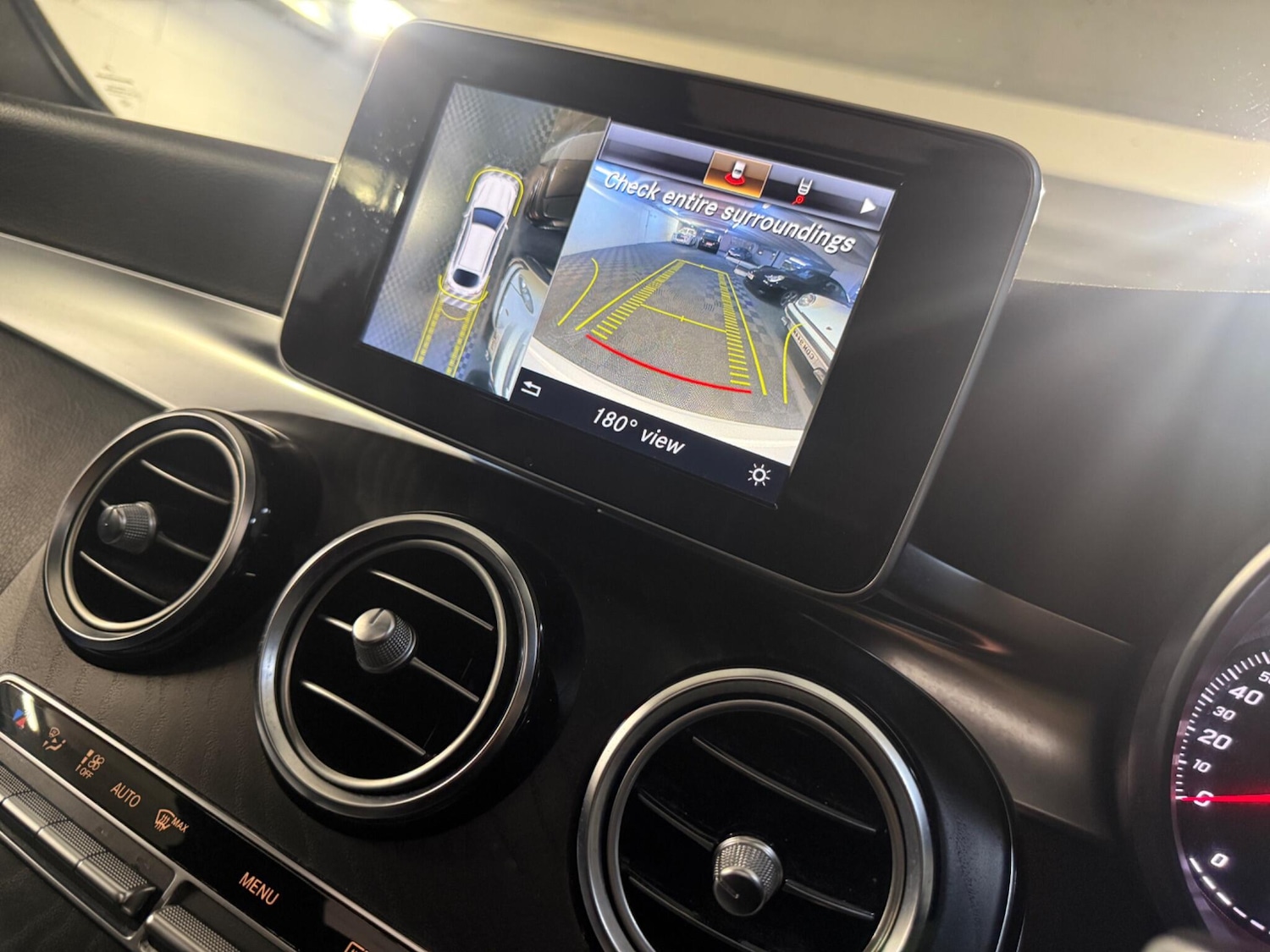 Used Mercedes-Benz GLC 2018 for sale - 76992152: Photo 14