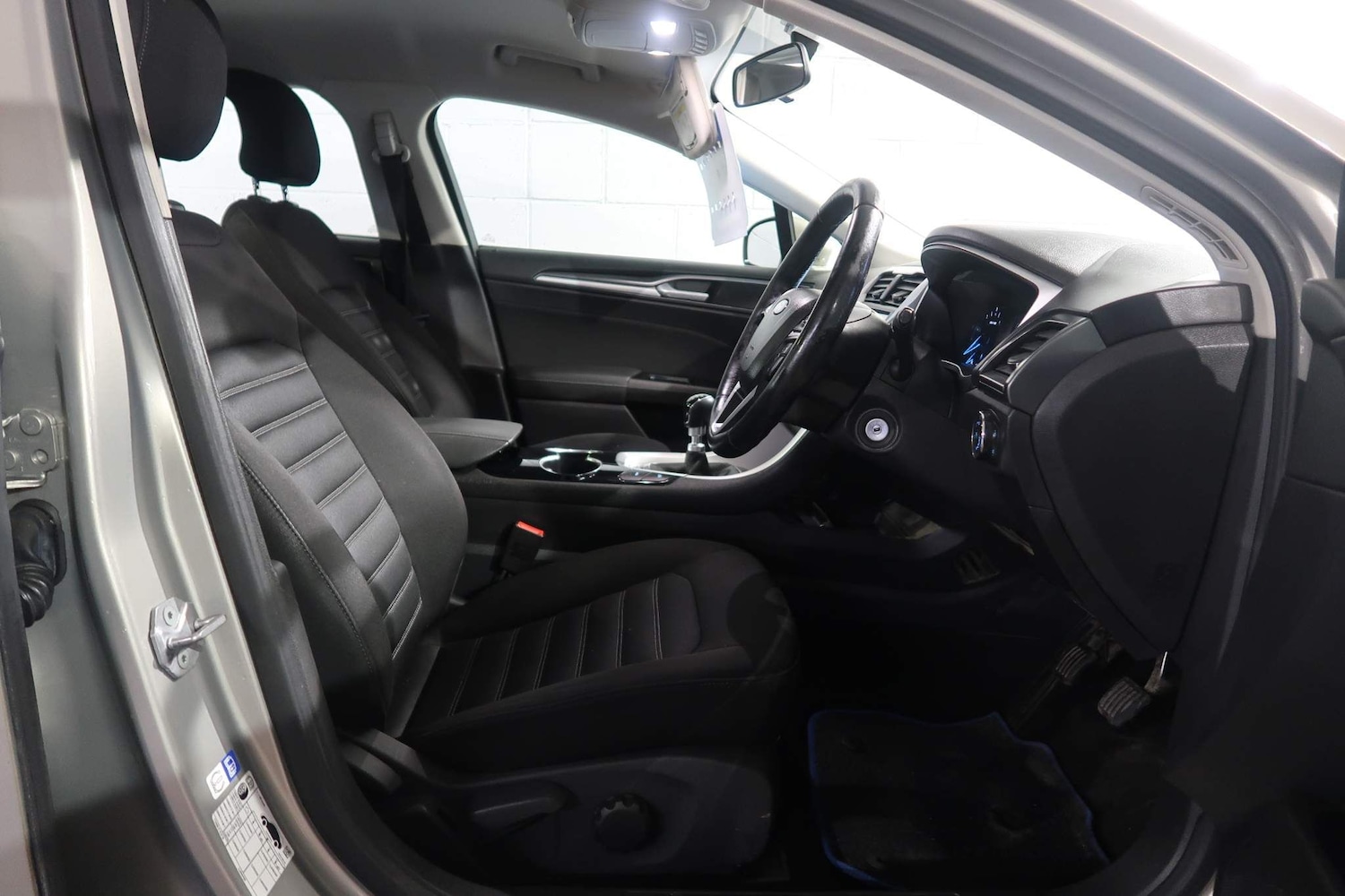 Used Ford Mondeo 2016 for sale - 77320861: Photo 7