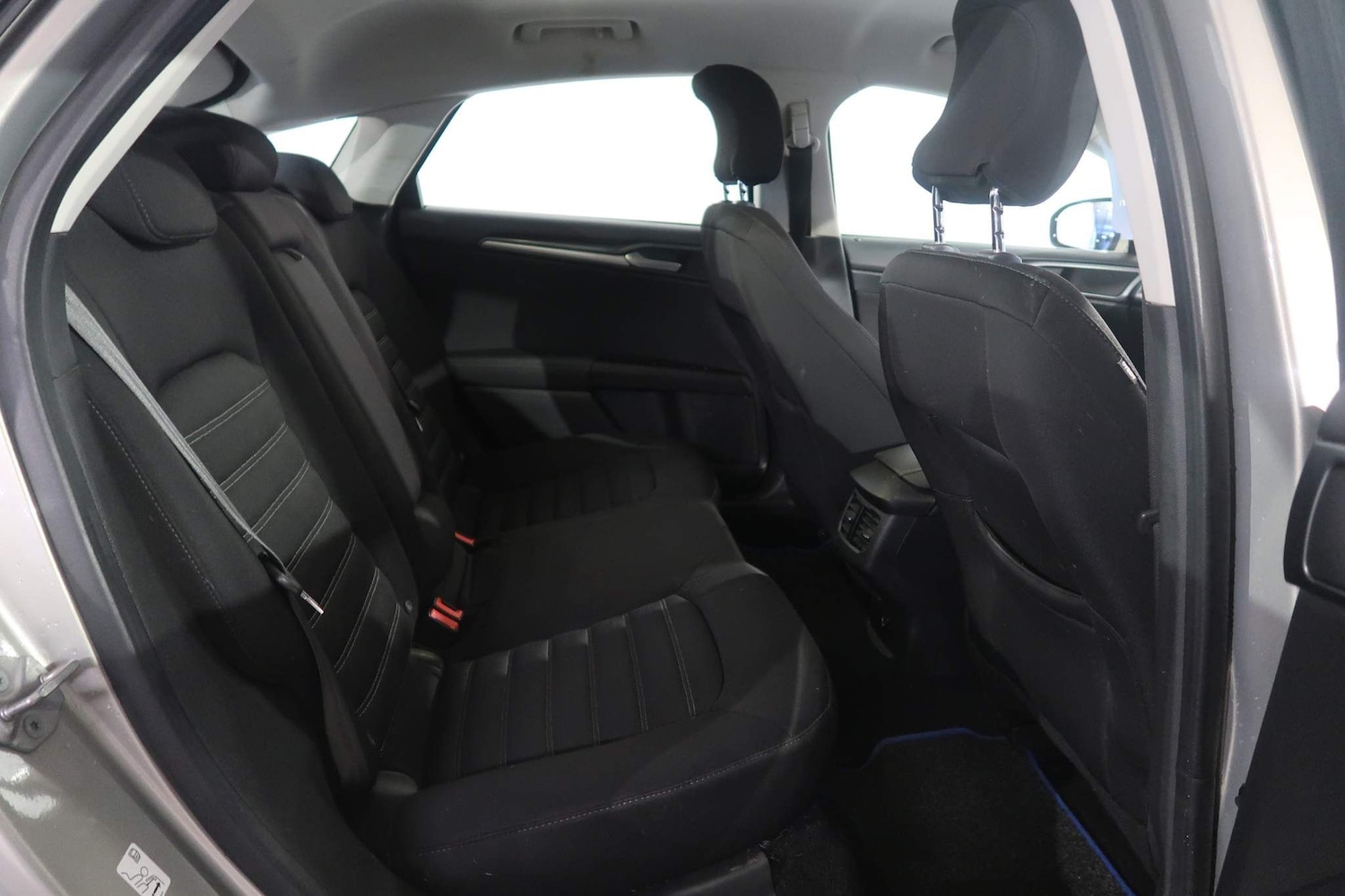 Used Ford Mondeo 2016 for sale - 77320861: Photo 9