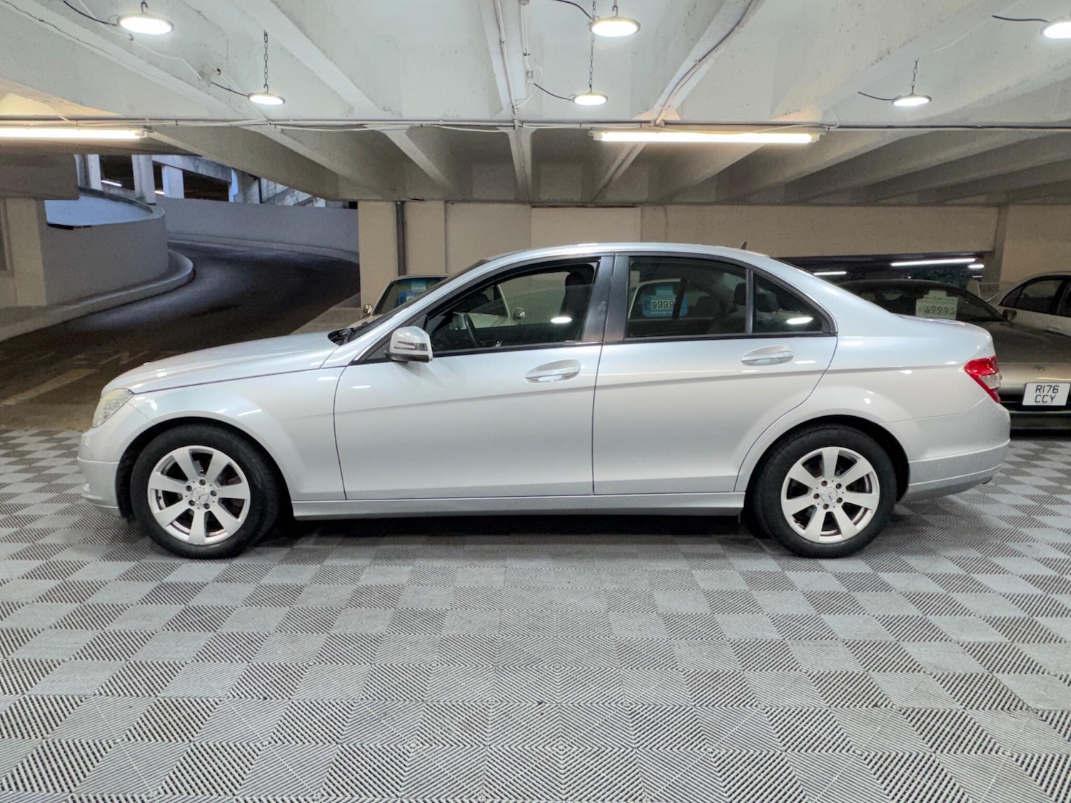 Used Mercedes-Benz C Class 2008 for sale - 77754296: Photo 2