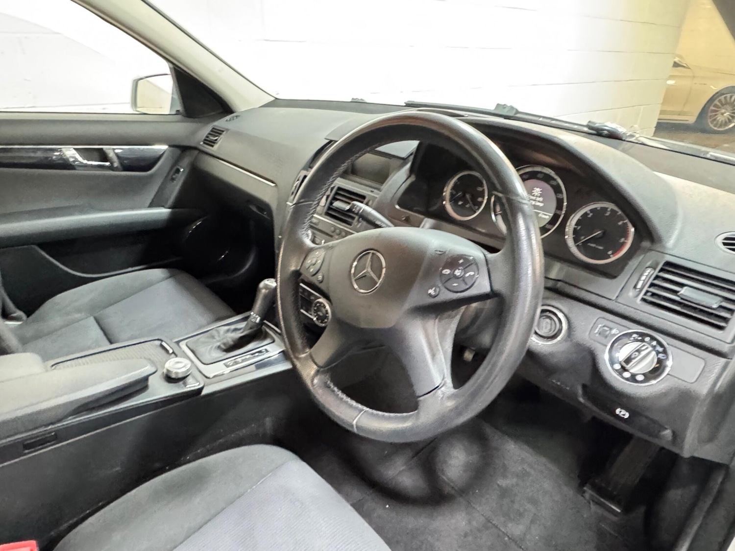 Used Mercedes-Benz C Class 2008 for sale - 77754296: Photo 8