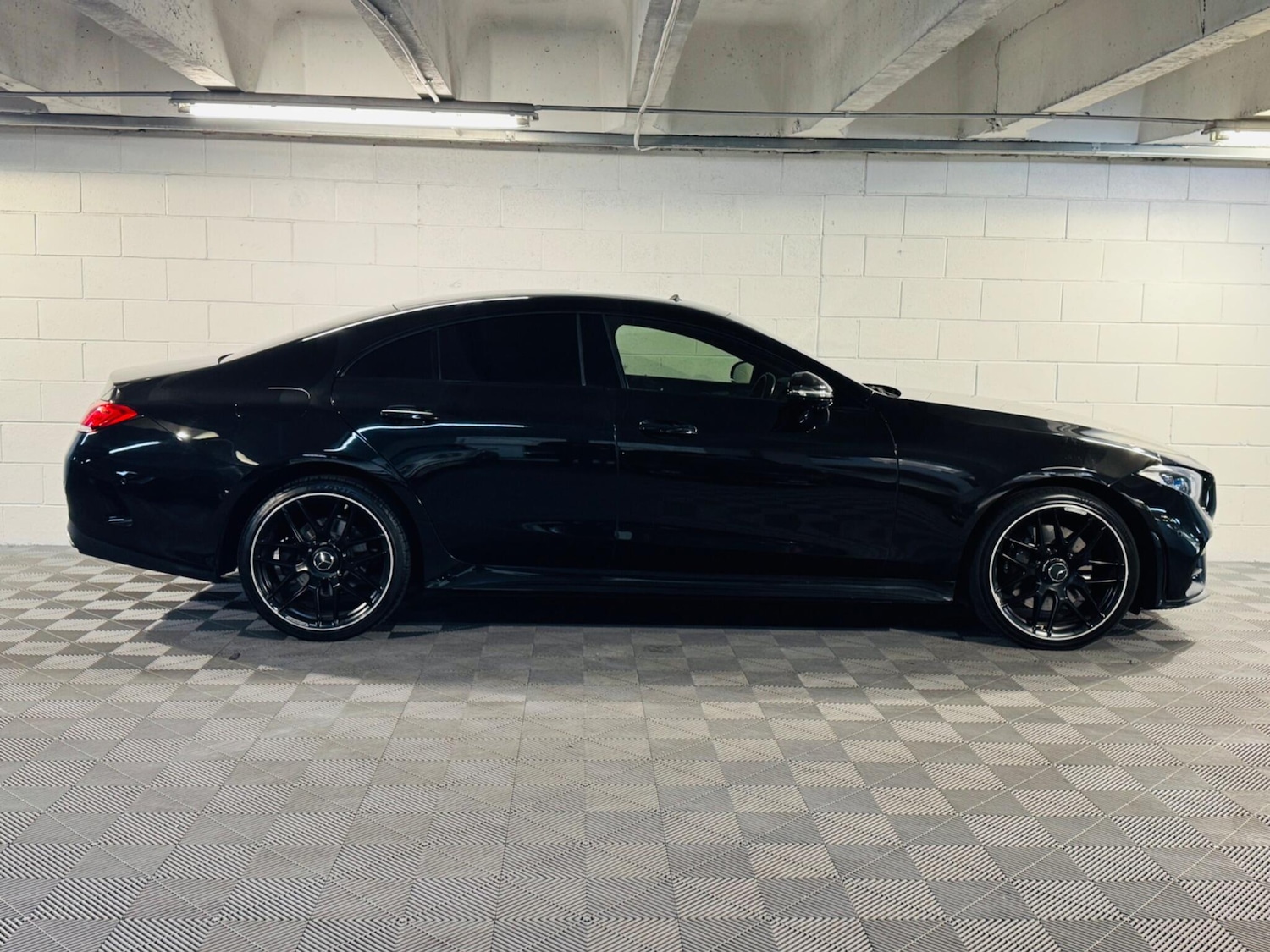 Used Mercedes-Benz CLS 2018 for sale - 76269958: Photo 5