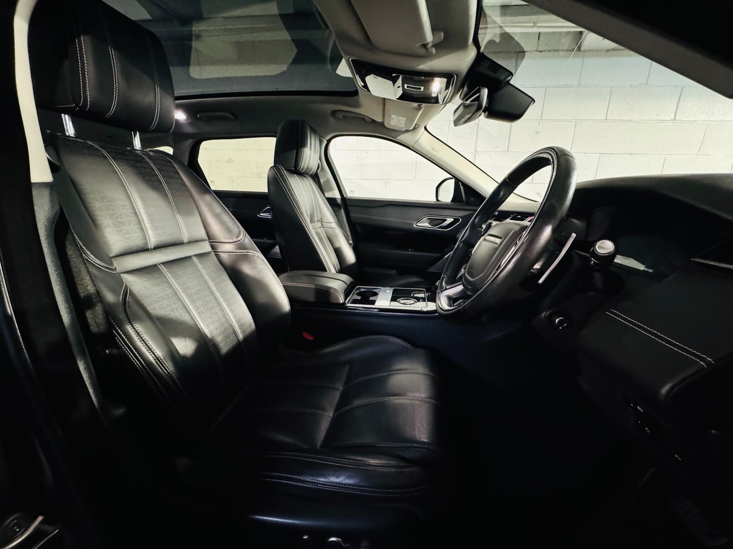 Used Land Rover Range Rover Velar 2018 for sale - 76073126: Photo 7