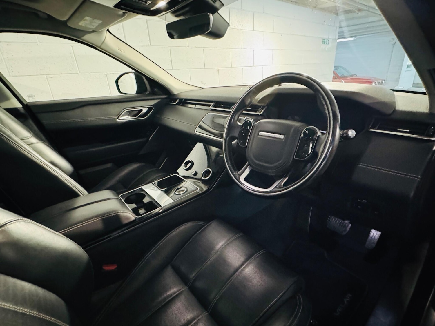 Used Land Rover Range Rover Velar 2018 for sale - 76073126: Photo 8