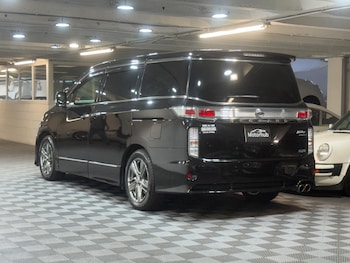Used Nissan Elgrand 2012 for sale - 78099828: Photo