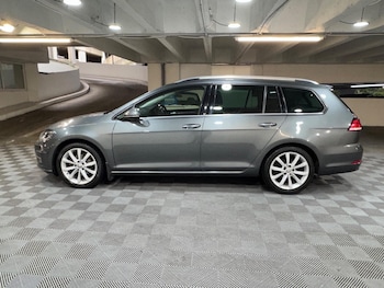 Used Volkswagen Golf 2020 for sale - 78471181: Photo