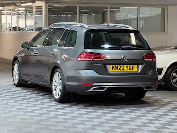 Used Volkswagen Golf 2020 for sale - 78471181: Photo