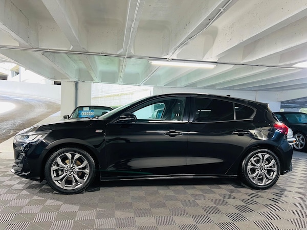 Used Ford Focus 2022 for sale - 74799319: Photo 2