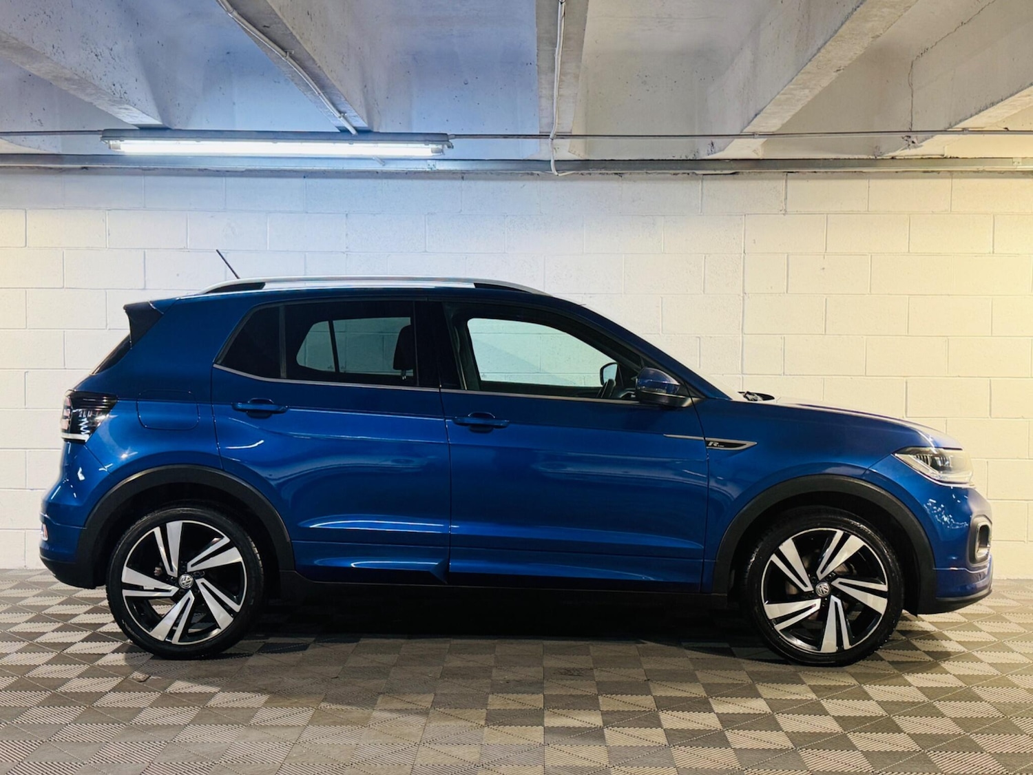 Used Volkswagen T-Cross 2020 for sale - 77029019: Photo 5