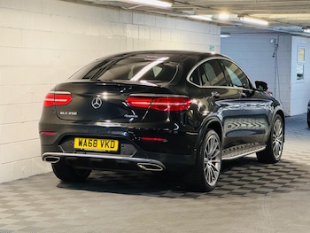 Used Mercedes-Benz GLC 2018 for sale - 76137785: Photo