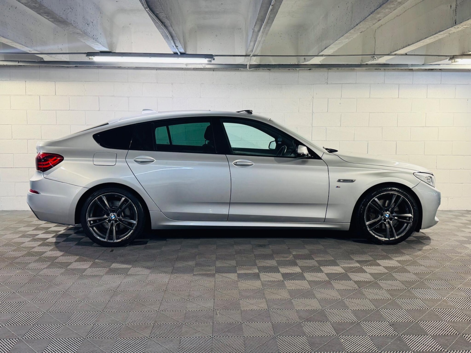 Used BMW 5 Series 2015 for sale - 76839349: Photo 5