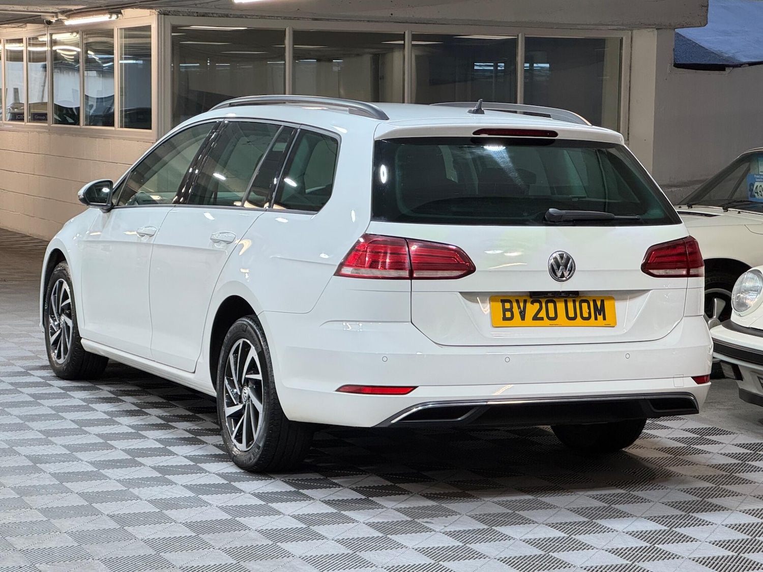 Used Volkswagen Golf 2020 for sale - 77671313: Photo 3