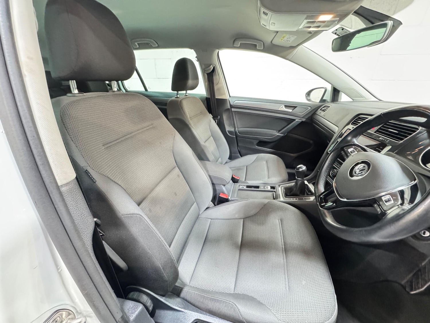 Used Volkswagen Golf 2020 for sale - 77671313: Photo 8