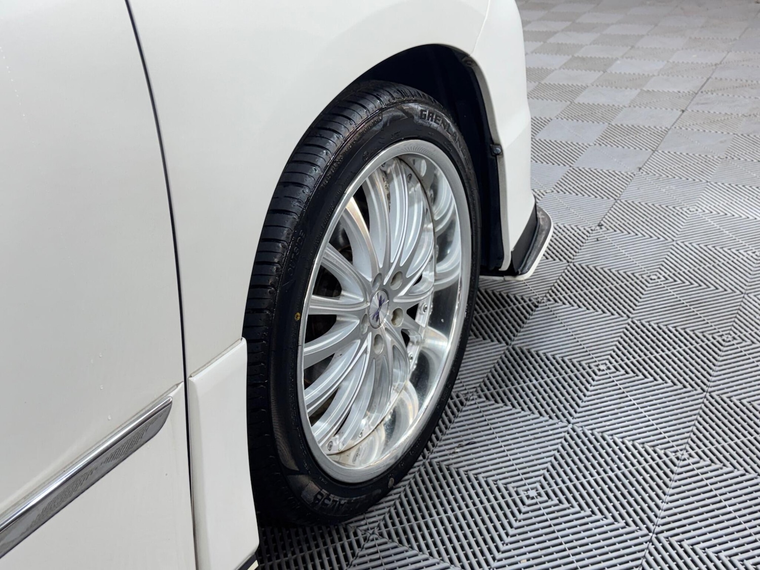 Used Toyota Vellfire for sale - 77351716: Photo 16