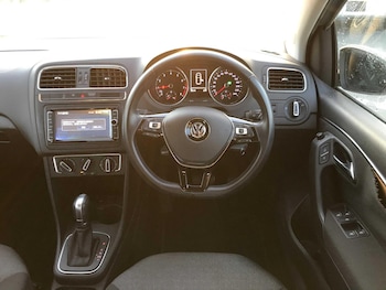 Used Volkswagen Polo 2015 for sale - 78821795: Photo