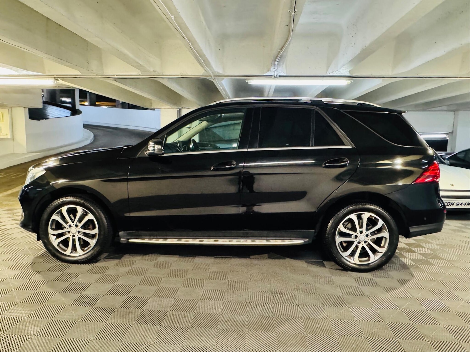Used Mercedes-Benz GLE 2015 for sale - 76992026: Photo 2