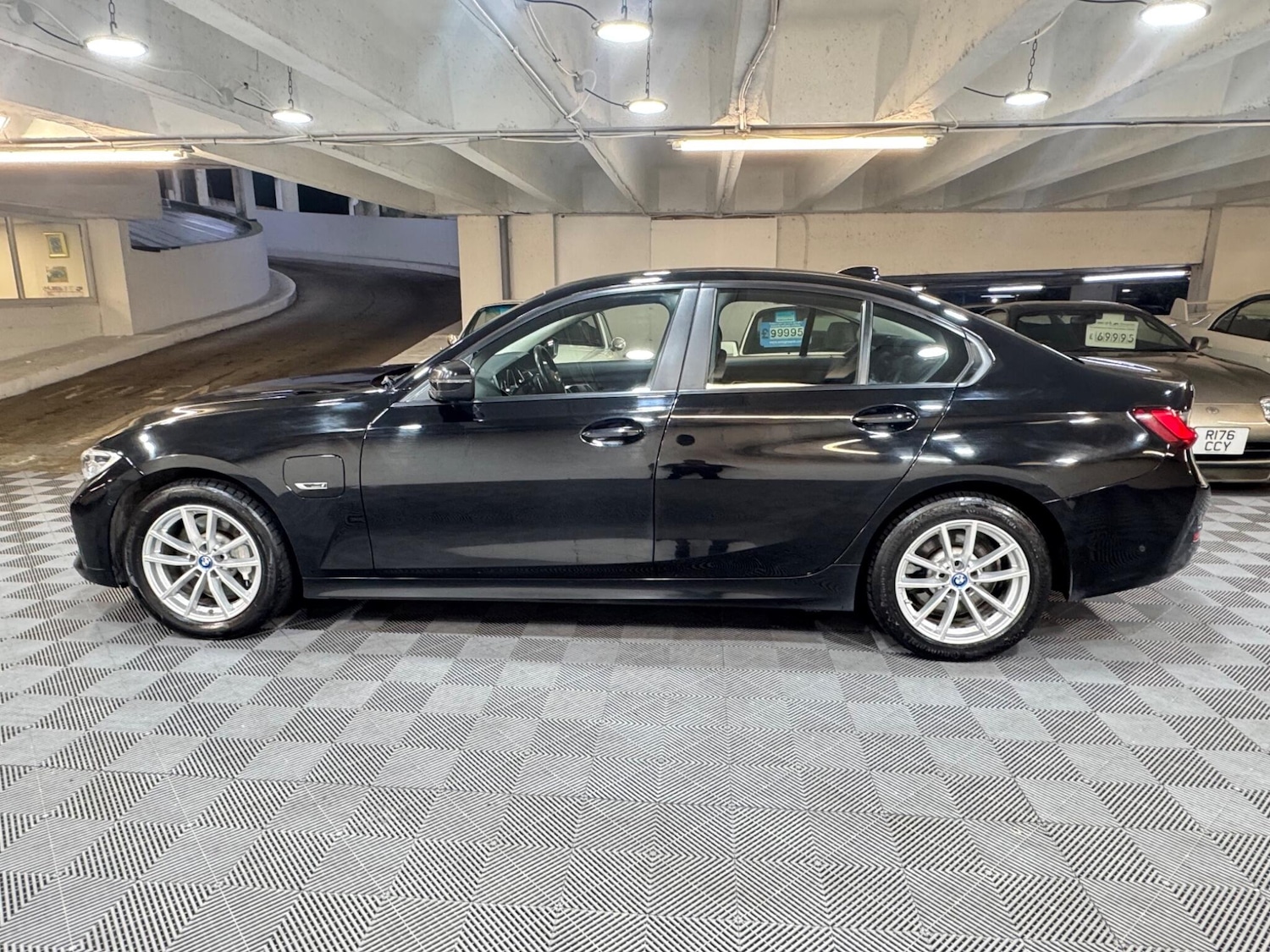 Used BMW 3 Series 2021 for sale - 77411605: Photo 2