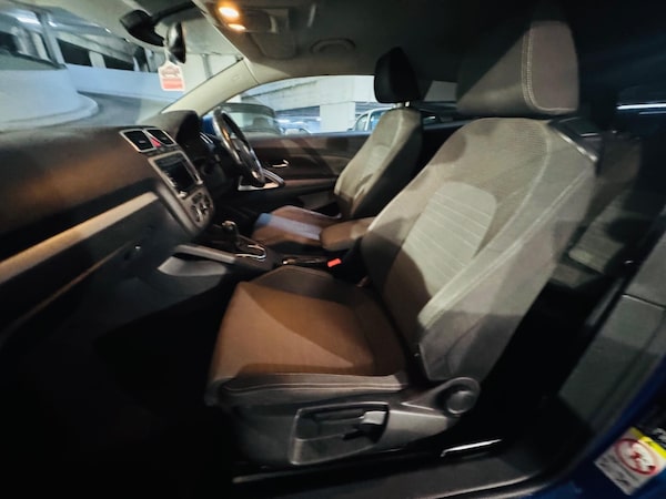 Used Volkswagen Scirocco 2009 for sale - 76314564: Photo 8