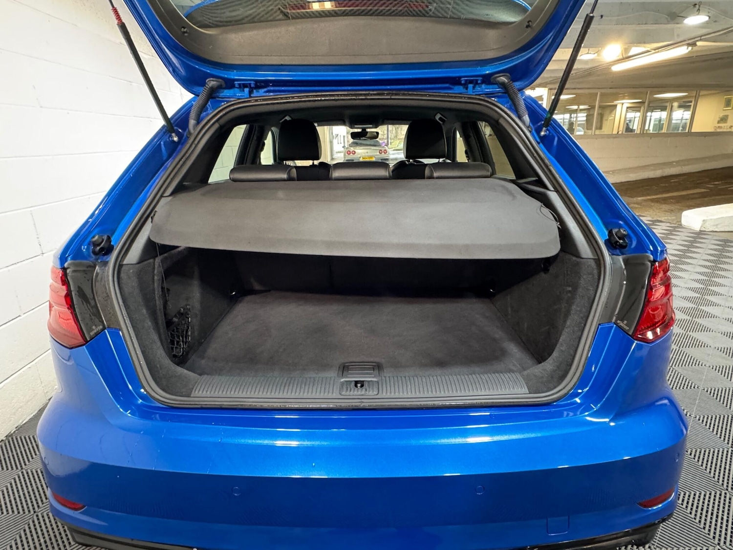 Used Audi RS3 2017 for sale - 77400674: Photo 14