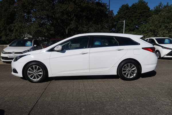 Used Hyundai i40 2015 for sale - 73133539: Photo 2