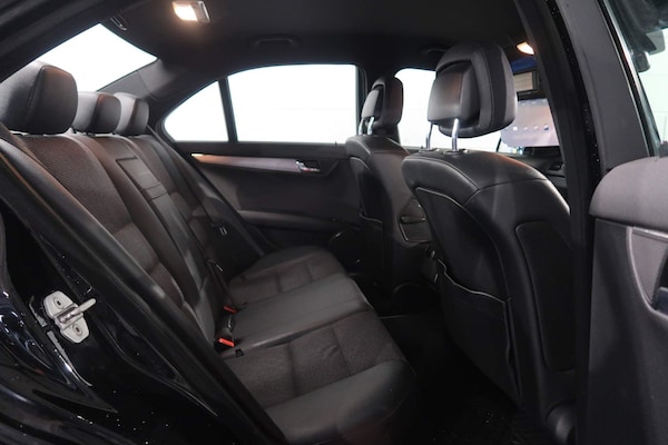 Used Mercedes-Benz C-Class 2011 for sale - 73133459: Photo 9