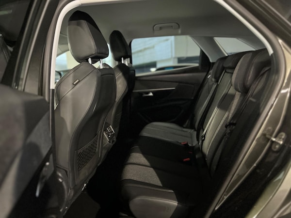 Used Peugeot 3008 2017 for sale - 73870116: Photo 12