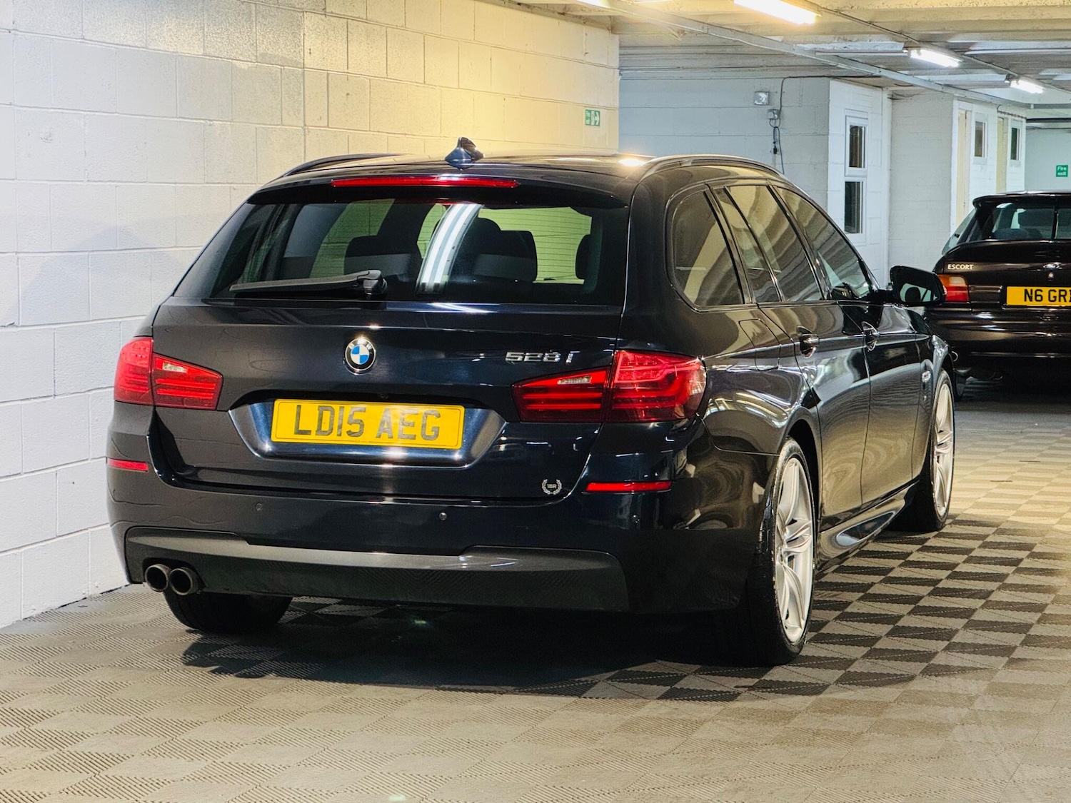 Used BMW 5 Series 2015 for sale - 77029620: Photo 4