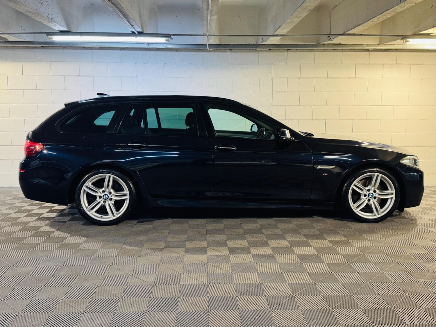 Used BMW 5 Series 2015 for sale - 77029620: Photo 5