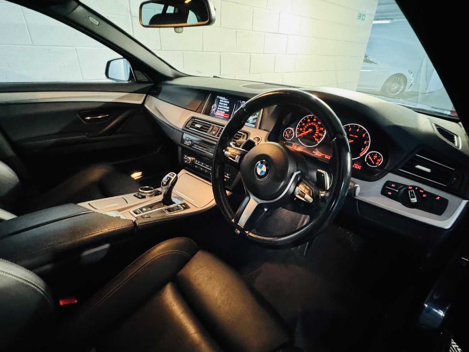 Used BMW 5 Series 2015 for sale - 77029620: Photo 8