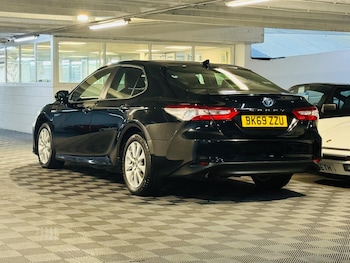 Used Toyota Camry 2019 for sale - 75670270: Photo