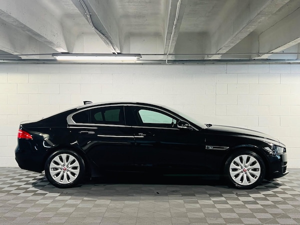 Used Jaguar XE 2016 for sale - 75449127: Photo 5
