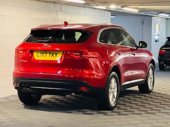 Used Jaguar F-Pace 2017 for sale - 75756775: Photo