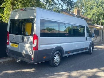 Used Peugeot Boxer 2017 for sale - 76992939: Photo