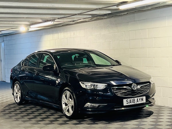 Used Vauxhall Insignia 2018 for sale - 75247277: Photo 1