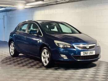 2011 (11) - 1.4i 16V SRi 5dr