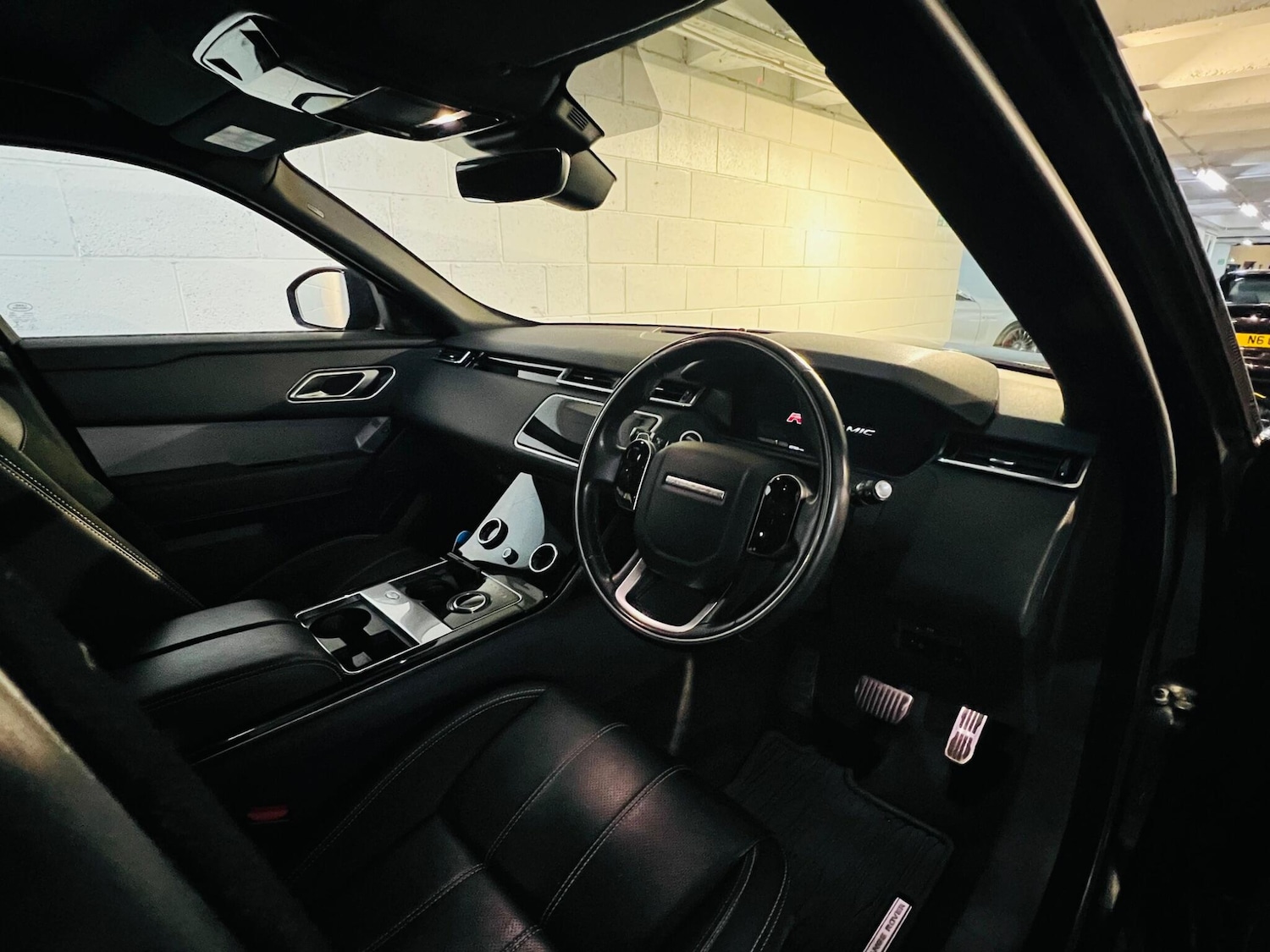 Used Land Rover Range Rover Velar 2019 for sale - 76952925: Photo 8