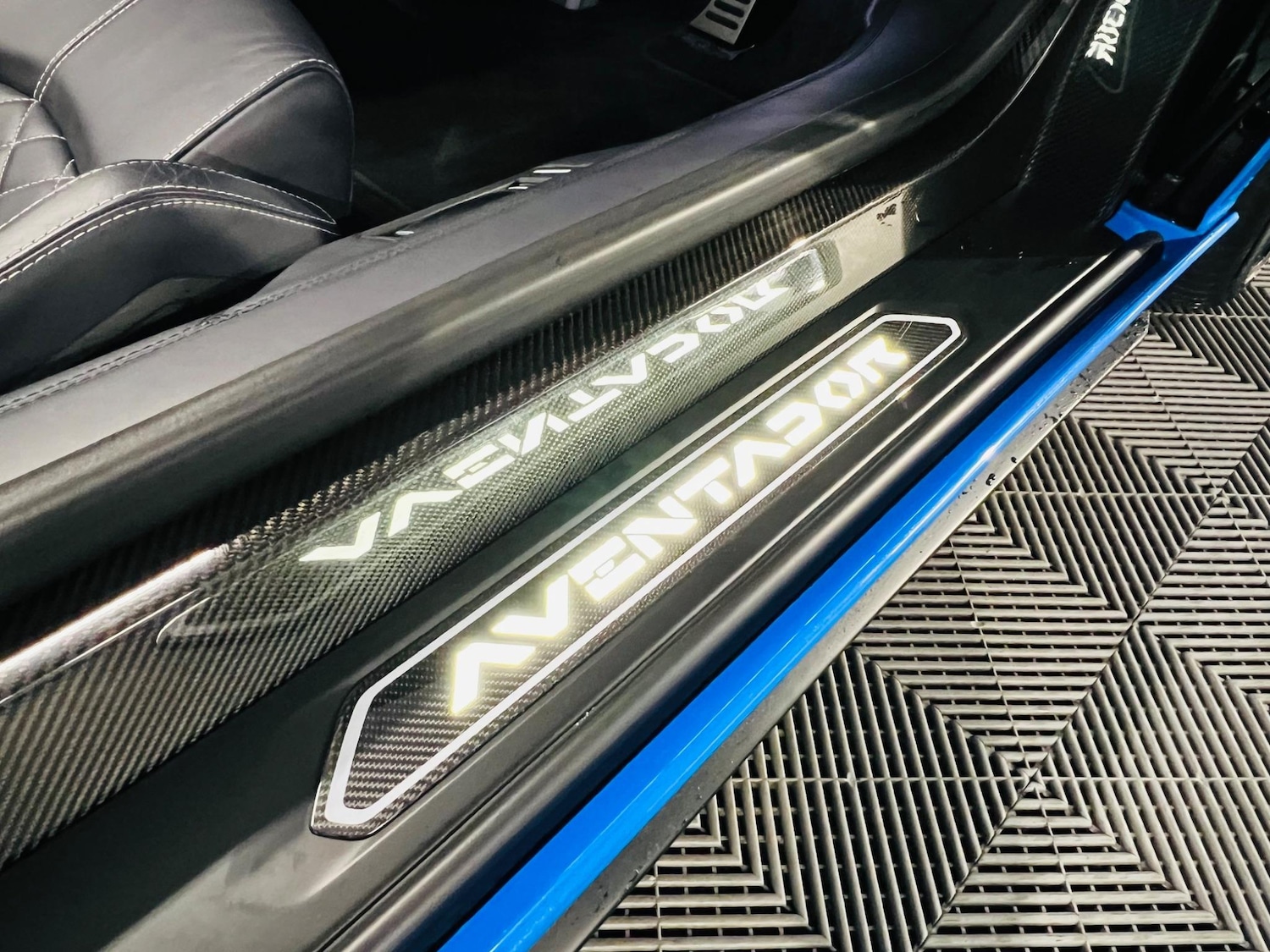 Used Lamborghini Aventador for sale - 76597494: Photo 15