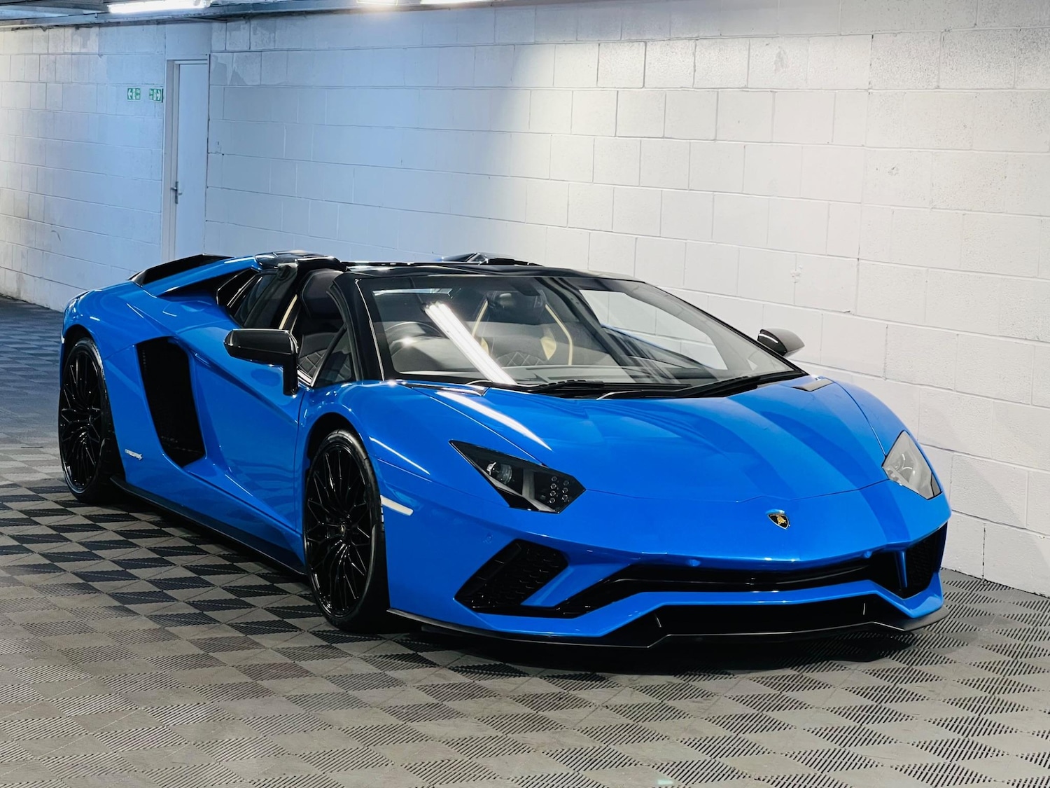 Used Lamborghini Aventador for sale - 76597494: Photo 20