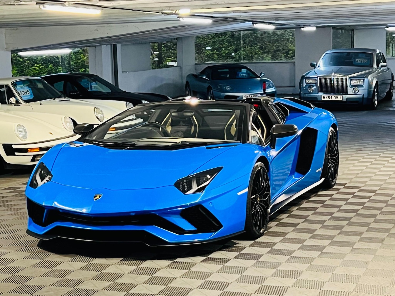 Used Lamborghini Aventador for sale - 76597494: Photo 6