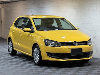 Used Volkswagen Polo 2010 for sale - 79508726: Photo